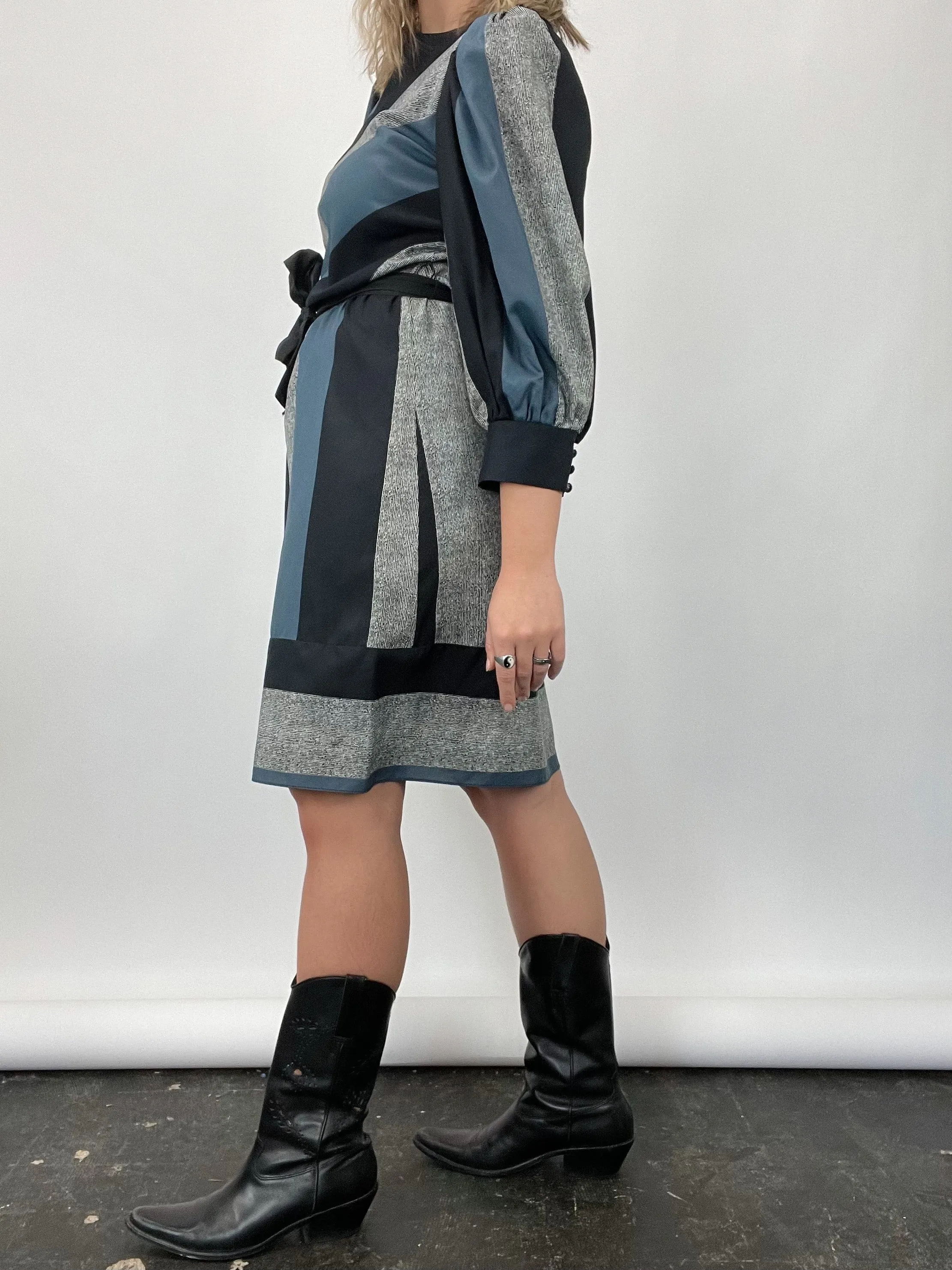 Vintage Striped Puff Sleeve Belted Dress (M/L)